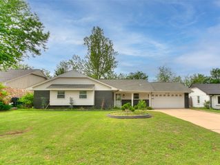2720 NW 55th Terrace, Oklahoma City, OK 73112