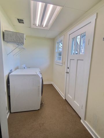 609 E Ellen Avenue, Hurst, TX 76053