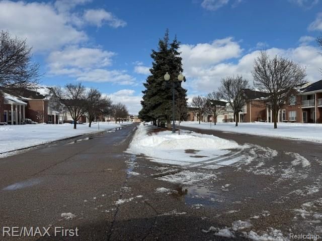 51761 Adler Park Drive, Chesterfield, MI 48051