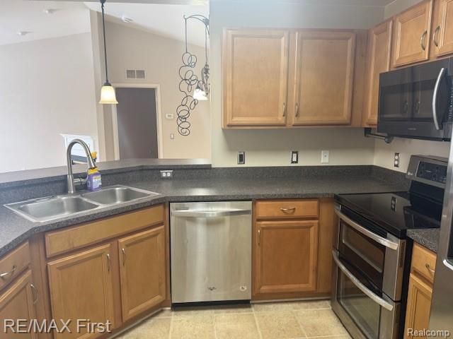 51761 Adler Park Drive, Chesterfield, MI 48051