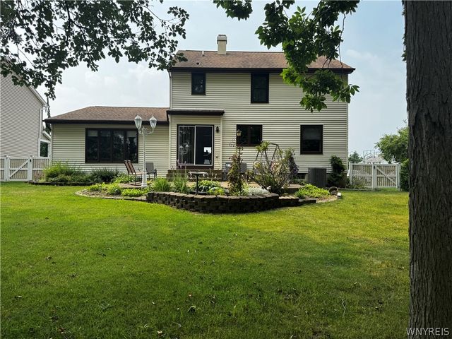 3568 Heatherwood Drive, Hamburg, NY 14075