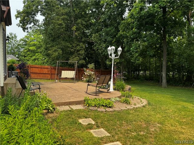 3568 Heatherwood Drive, Hamburg, NY 14075