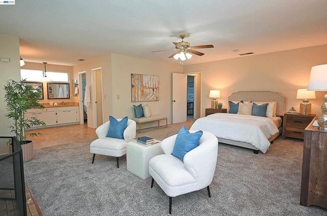 3585 Deer Park Ct, Hayward, CA 94542