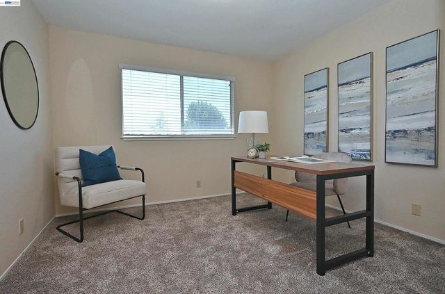 3585 Deer Park Ct, Hayward, CA 94542
