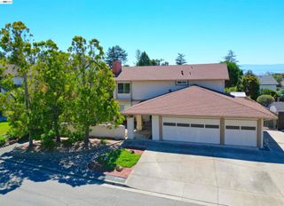 3585 Deer Park Ct, Hayward, CA 94542