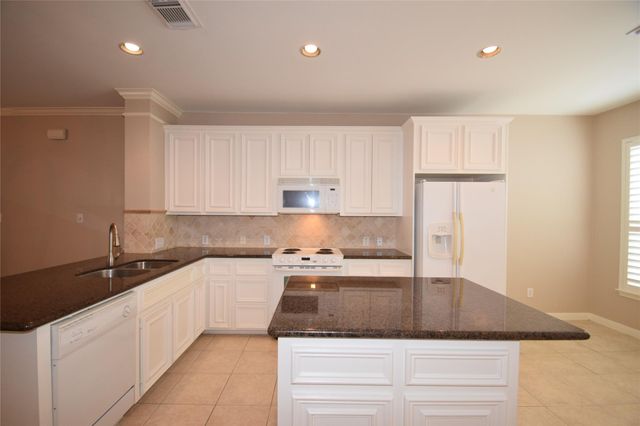 722 Memorial Heights Drive, Houston, TX 77007