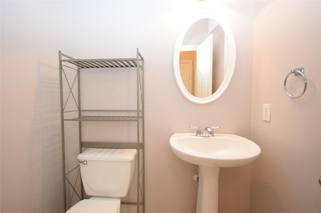 722 Memorial Heights Drive, Houston, TX 77007