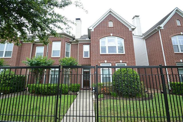 722 Memorial Heights Drive, Houston, TX 77007