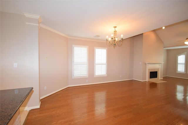 722 Memorial Heights Drive, Houston, TX 77007