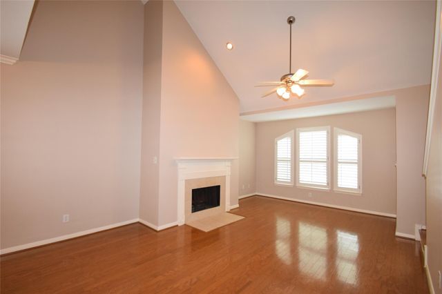 722 Memorial Heights Drive, Houston, TX 77007