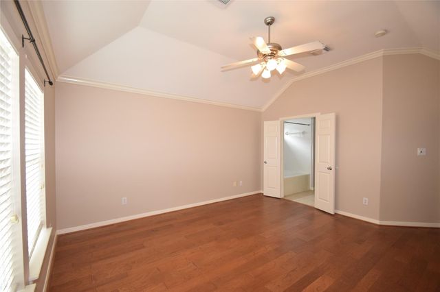722 Memorial Heights Drive, Houston, TX 77007