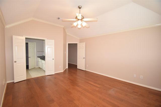 722 Memorial Heights Drive, Houston, TX 77007