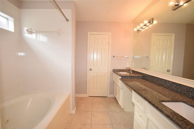 722 Memorial Heights Drive, Houston, TX 77007