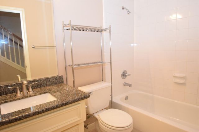 722 Memorial Heights Drive, Houston, TX 77007