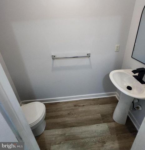 302 HIDDEN, Blackwood, NJ 08012