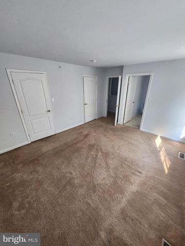 302 HIDDEN, Blackwood, NJ 08012