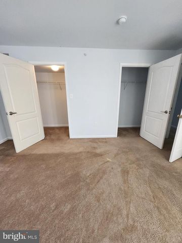 302 HIDDEN, Blackwood, NJ 08012