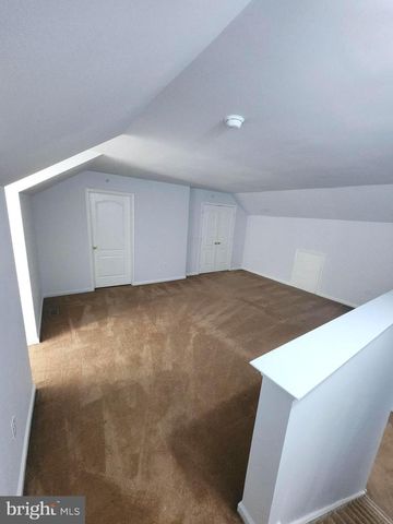 302 HIDDEN, Blackwood, NJ 08012