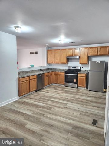302 HIDDEN, Blackwood, NJ 08012