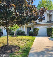 302 HIDDEN, Blackwood, NJ 08012