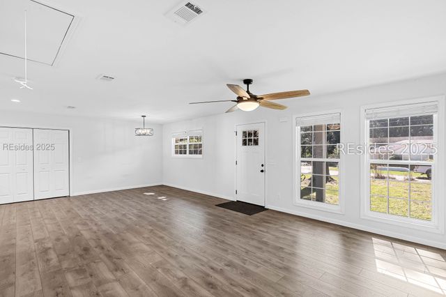 313 1st Ave, Ridgeland, SC 29936