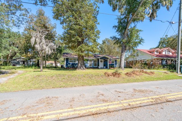 313 1st Ave, Ridgeland, SC 29936