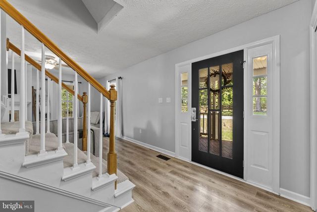 1515 DESERT RD, Reva, VA 22735