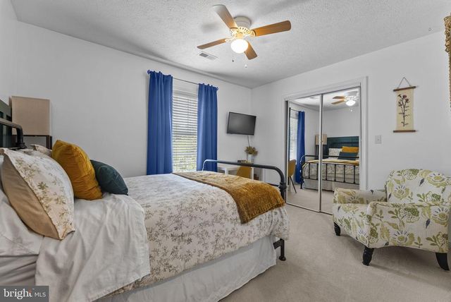 1515 DESERT RD, Reva, VA 22735