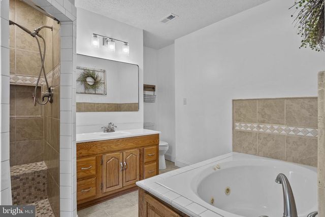 1515 DESERT RD, Reva, VA 22735