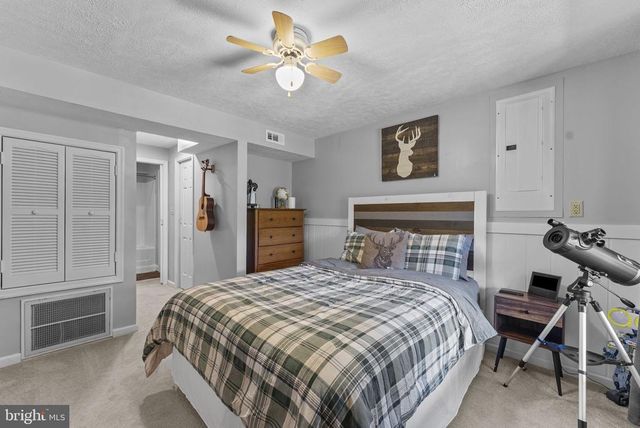 1515 DESERT RD, Reva, VA 22735