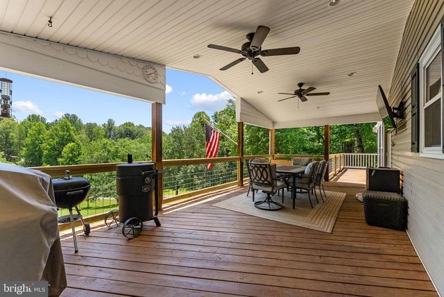 1515 DESERT RD, Reva, VA 22735