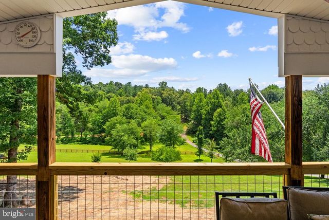 1515 DESERT RD, Reva, VA 22735