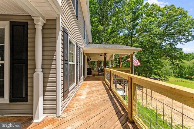 1515 DESERT RD, Reva, VA 22735