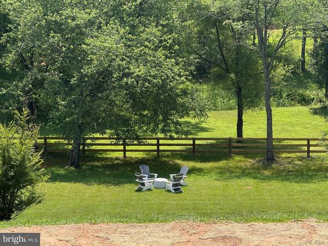 1515 DESERT RD, Reva, VA 22735