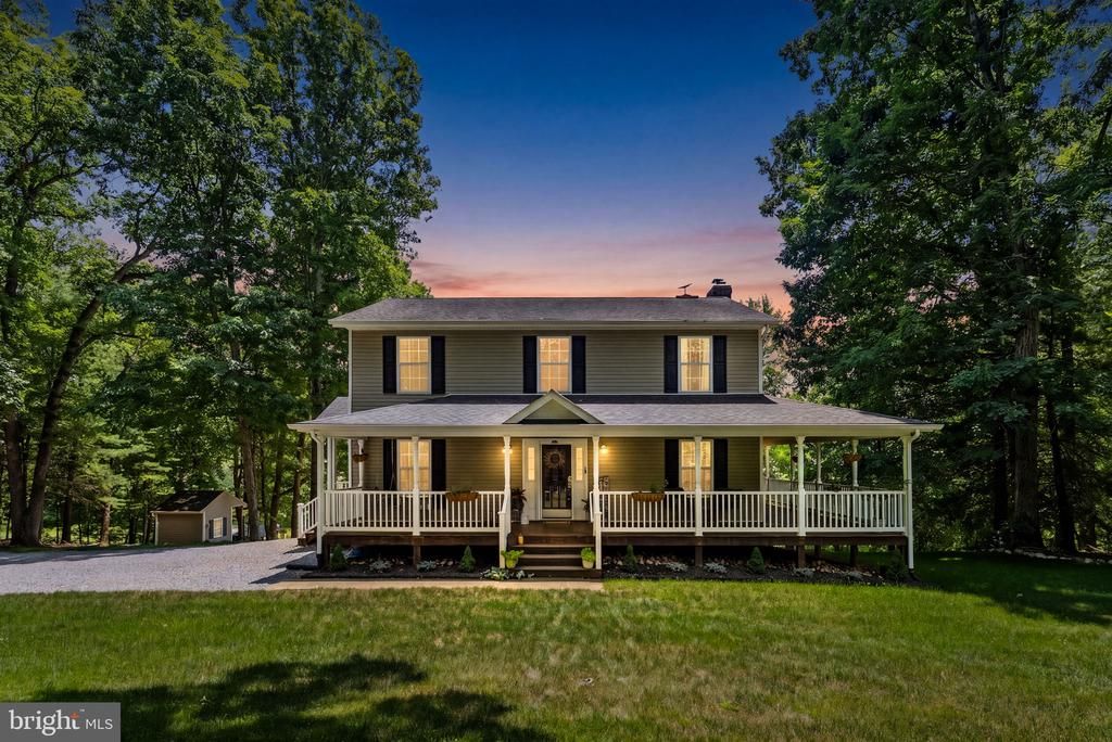 1515 DESERT RD, Reva, VA 22735
