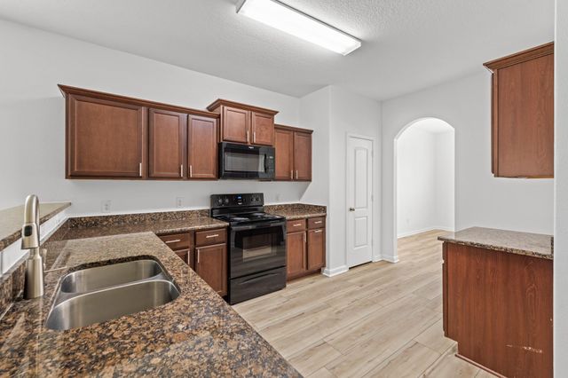 12059 Powderhorn Lane, Pinehurst, TX 77362