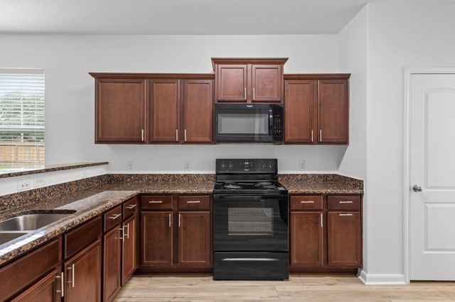 12059 Powderhorn Lane, Pinehurst, TX 77362