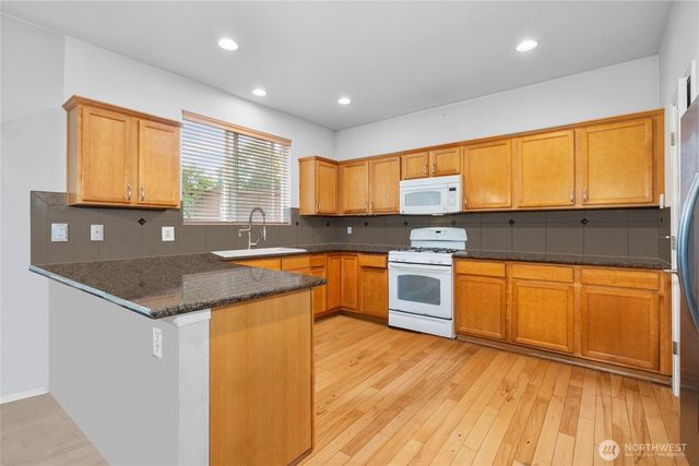 8805 24th Place NE, Lake Stevens, WA 98258