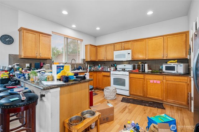 8805 24th Place NE, Lake Stevens, WA 98258
