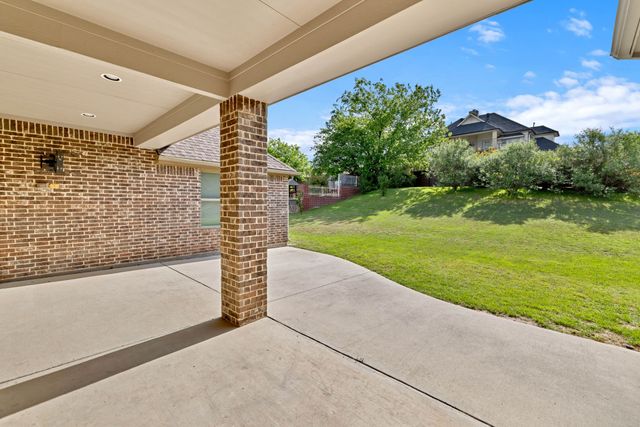 7405 Eagle Ridge Circle, Fort Worth, TX 76179