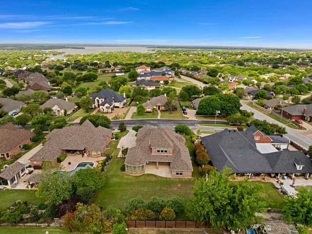 7405 Eagle Ridge Circle, Fort Worth, TX 76179