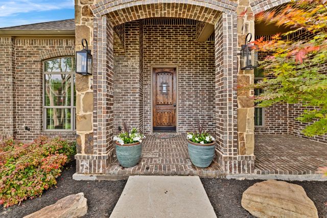 7405 Eagle Ridge Circle, Fort Worth, TX 76179