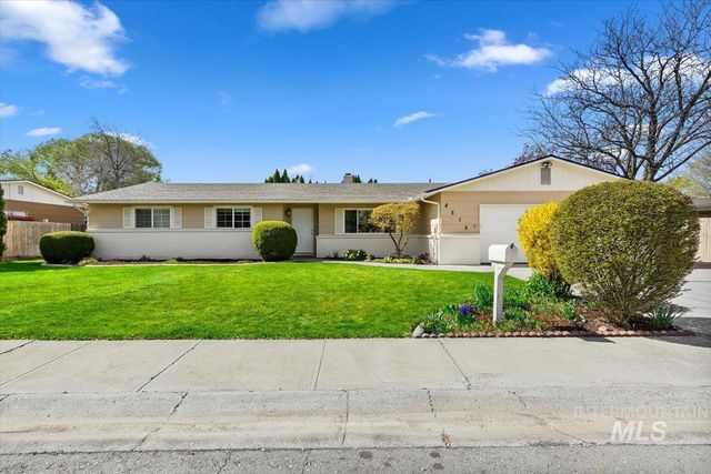 8515 W Valley View Drive, Boise, ID 83704