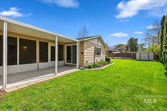 8515 W Valley View Drive, Boise, ID 83704