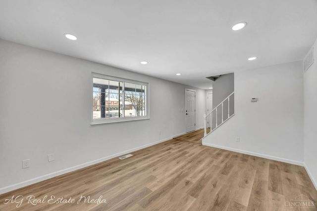 12167 Glencrest Court, Cincinnati, OH 45251