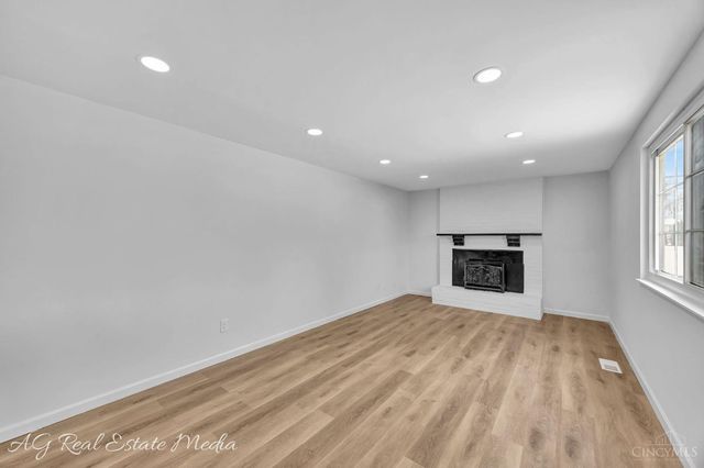 12167 Glencrest Court, Cincinnati, OH 45251