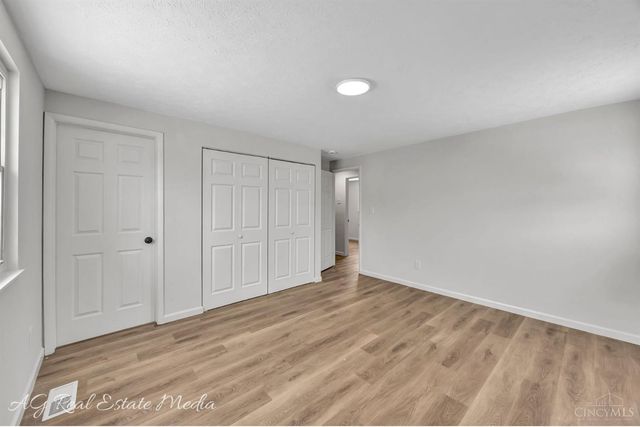 12167 Glencrest Court, Cincinnati, OH 45251