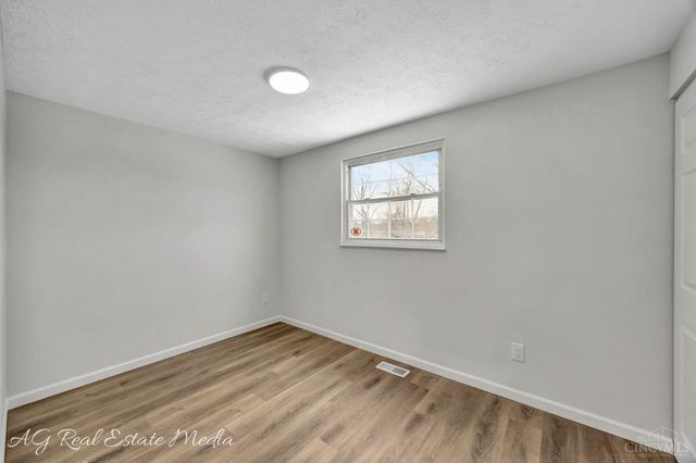 12167 Glencrest Court, Cincinnati, OH 45251