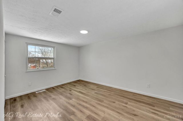 12167 Glencrest Court, Cincinnati, OH 45251