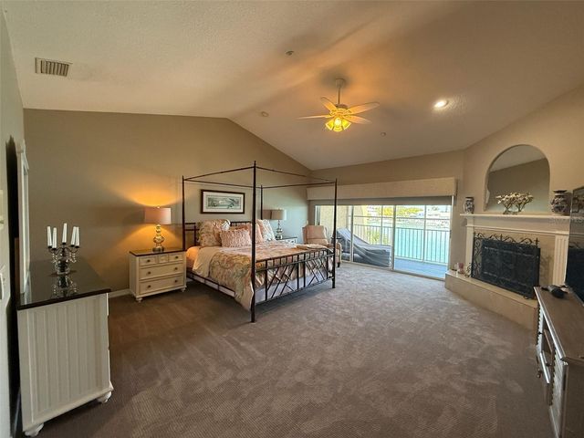 10067 GULF BOULEVARD, Treasure Island, FL 33706